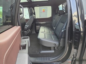 2023 Ford F150 Lariat 4x4 Supercrew 5.0 V8 black magne ride only 49,000 km (8)