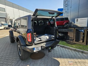 2023 Ford Bronco 4x4 Badlands Sasquatch - black only 250 miles !! (9)