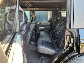 2023 Ford Bronco 4x4 Badlands Sasquatch - black only 250 miles !! (8)