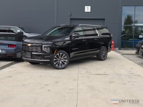 2026 Chevrolet Suburban High Contry 6,2 V8 black černá 4 roky záruka nebo 200 000 km
