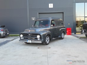 1955 Ford F100 Panel Delivery  super renovace
