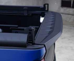 Kryt/spoiler víka korby pro Toyota Tacoma 2016-2023