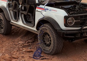 Ford Performance  by ARB vestavěný kompresor pro Ford Bronco 2021-2024 (3)