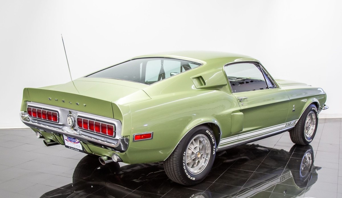 Gt 350 Rear Wing UNITESTA | Rear pressure wing GT350R - lacquered design