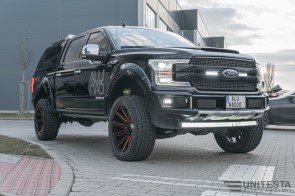 2019 Ford F150 4x4 Supercrew Platinum 3.0 Diesel Black - significantly modified (2)