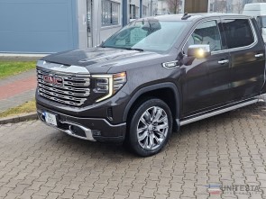 2023 GMC Sierra 1500 4WD Denali dlouhá korba  - polep antracit - 22 000 km 1A stav (6)