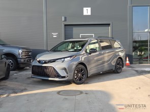 2025 TOYOTA SIENNA XSE HYBRID 7-PASS cement
