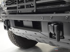 Hlinikové tažné oko pro Ford Bronco černá matná (3)