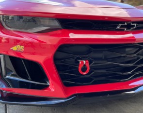 Forged tow eye - red for Chevrolet Camaro 2016+ (1)
