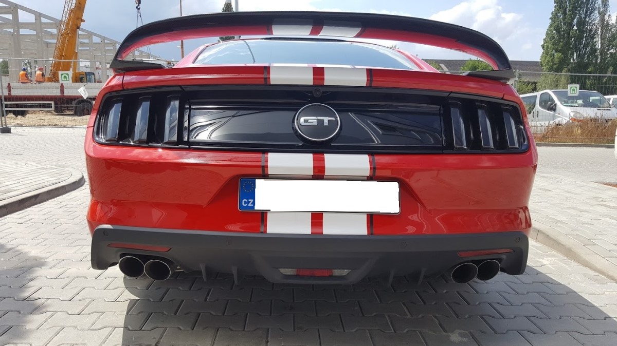 Gt 350 Rear Wing UNITESTA | Rear pressure wing GT350R - lacquered design