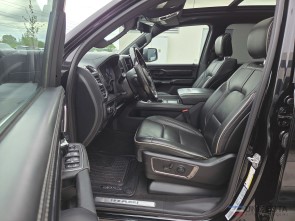 2022 RAM 1500 Crew Cab 4x4 V8 Limited najeto 208723 km (4)