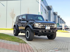 2023 Ford Bronco 4x4 Badlands Sasquatch - black only 250 miles !! (2)