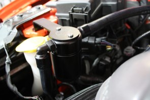 JLT separator - oil dehumidifier right side for Mustang GT 2011-2023, GT350(R) 2015-2020
