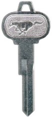 Luggage compartment lid key for the production of a duplicate Mustang 1965-1966