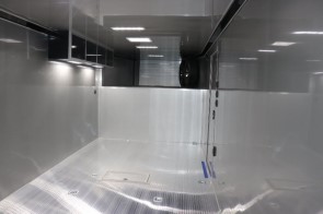 2023 Intech celohliníkový skříňový návěs  délka 11,6m , šířka 2,5 m hmotnost 2600 kg (6)