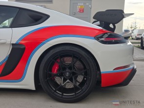 2022 PORSCHE CAYMAN GT4 RS 6900 km mileage extended warranty one more year under warranty (8)
